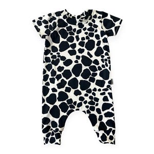 Cow Spots Short Sleeve Harem Baby Romper, Cow Costume Unisex Toddler Jumpsuit, Farm Baby Animal Print Birthday Outfit, Halloween Cow Outfit