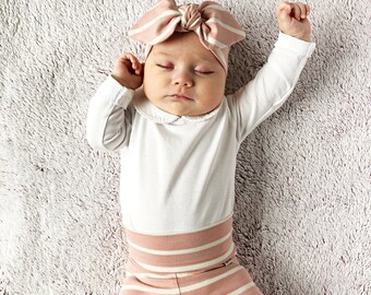 Pink Striped Baby Girl Leggings and Headband / Baby Pants / Baby Girl Gift Set / Newborn Girl Coming Home Outfit / Baby Clothes /