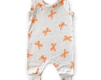 Papillons sur radiateur ivoire Harem Romper, Vêtements pour bébé, Baby Romper, Baby Girl Romper, Summer Baby Romper, Unisex Fun Summer Baby Jumpsuit