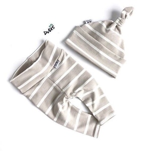 Boy Grey White Striped Leggings and Knot Hat, Preemie Boy Pants and Beanie, Newborn  Coming Home Outfit, Unisex New Baby Gift Set