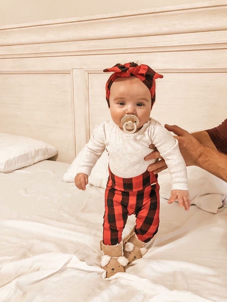 Cute baby outfits shop with headbands