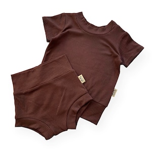Cocoa Ribbed Summer Lounge Set, Handmade Kids Tee and Shorts Set, Brown Summer  Baby Yoga Clothes, Unisex Newborn gift Toddler Fashion