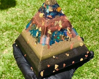 8 Sided Orgone Pyramid - Earth Pipe Purifier Russian - EMF Shield - with Brazilian Stones, Topaz, Atomized Metals and More