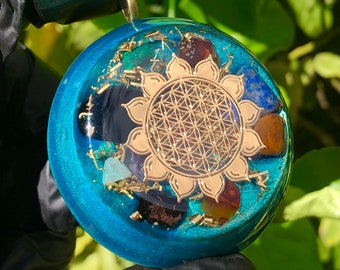 Orgone Energy Sacred Geometry Pendants - Emotional Strengthening Energy Pendants (Double Coated) with Copper Wrapped Lazer Quartz Included