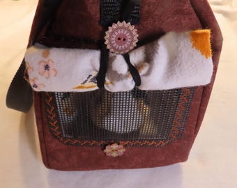 Bolsa de viaje para mascotas de 15 x 7 pulgadas con bordado de gnomo para llevar a tu mascota contigo.