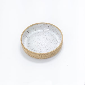 MADE TO ORDER Flat plates/bowl for every day in modern minimal design, handmade ceramic, stoneware