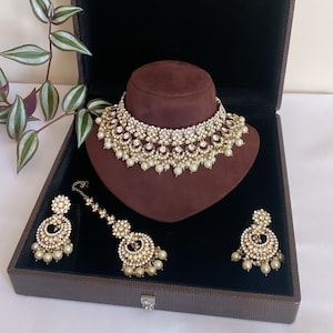 Emily Set - Gold desi necklace set / champagne / Bridal jewelry with tikka and earrings / indian Wedding / desi fashion