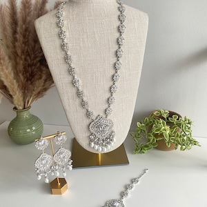 Silver long necklace / Indian jewelry / silver tikka / desi jewelry / Pakistani jewelry / tikka and earrings / indian bridal