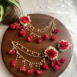 flower jewelry / floral jewelry / haldi jewelry / mayoon jewelry / Dholki jewelry/ Mendhi jewelry / indian jewelry /pakistani jewelry