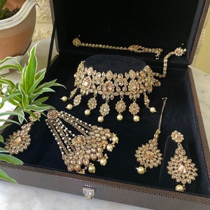Anika bridal set / gold choker set / pakistani jewelry / indian bridal jewelry