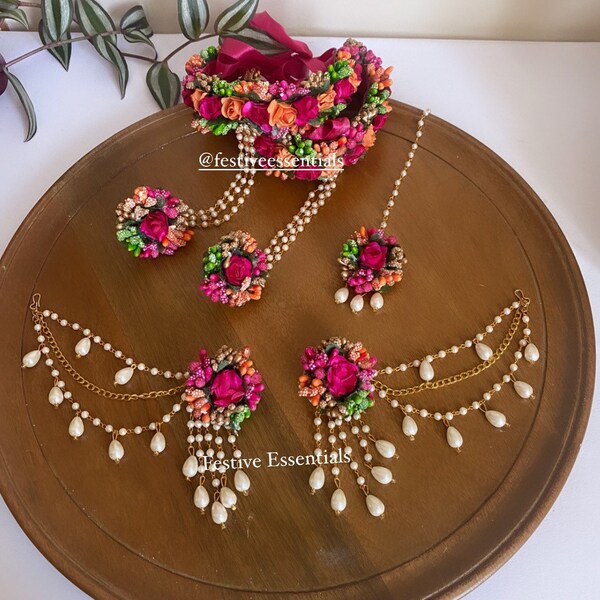 Floral pink jewelry / flower / haldi / mayoon / Mendhi  / sahara / earrings /  tikka / Indian / Pakistani / desi hand set / traditional /