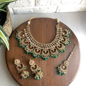 Mona Bridal Set - Indian & Pakistani Jewelry - Traditional Desi Jewellery