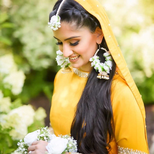 Floral jewelry / flower / haldi / mayoon / Mendhi  / jhumkas / earrings /  tikka / red / white / yellow / pink / purple / Indian / Pakistani