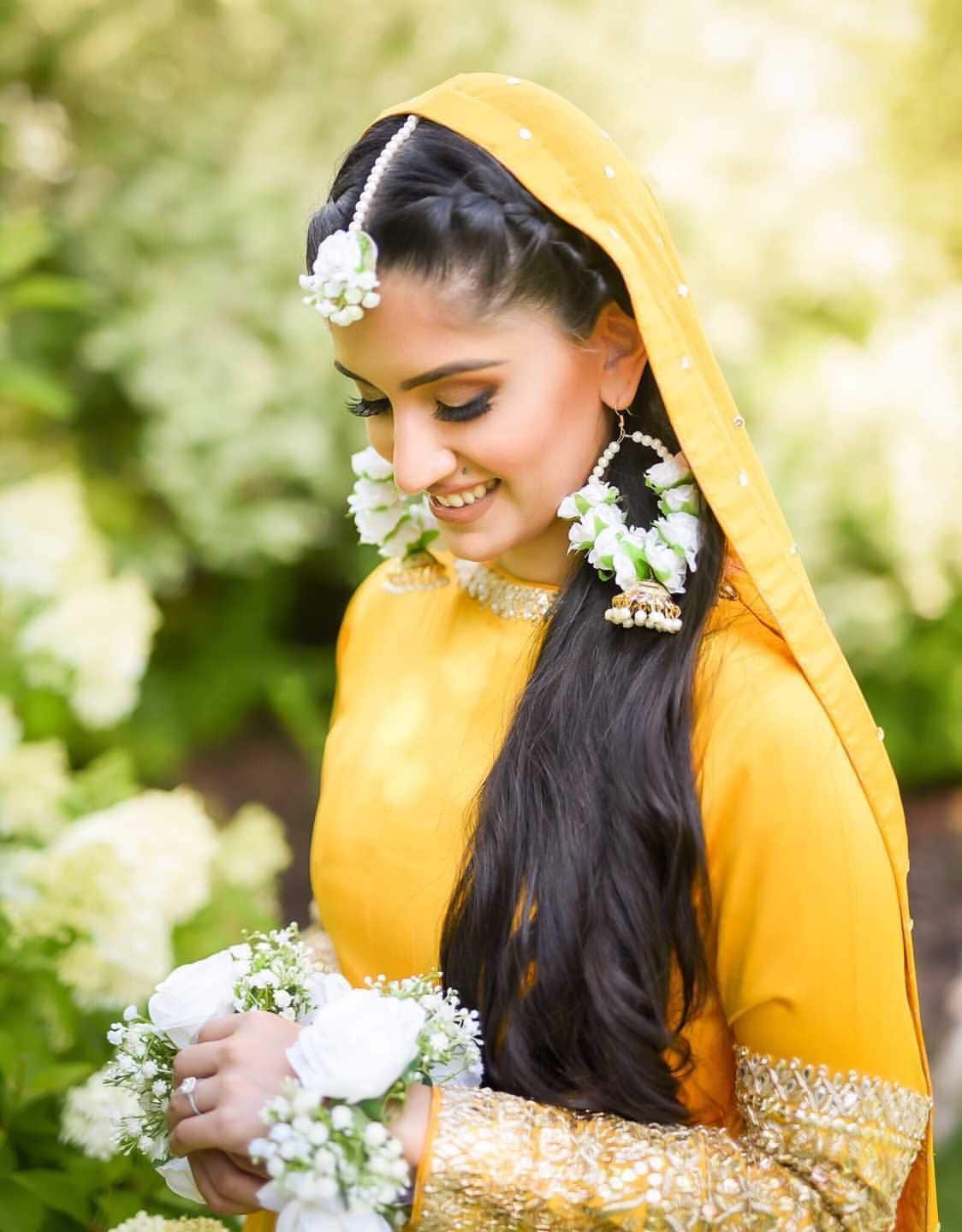Floral jewelry flower haldi mayoon Mendhi jhumkas earrings tikka red White yellow pink purple Indian Pakistani