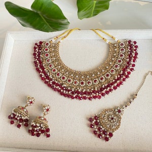 Antique gold bridal set / indian bridal jewelry / gold jhumkas / gold pearl jhumaar / Pakistani jewelry / Bollywood bridal / Indian bridal