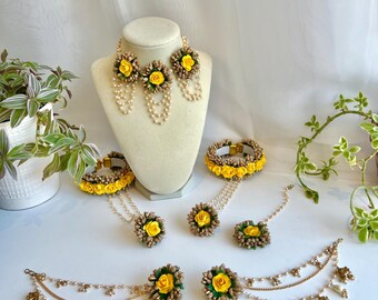 Haldi Jewelry Set: Yellow Floral Bridal Jewelry