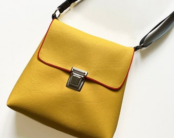 BAG *E1, yellow/red