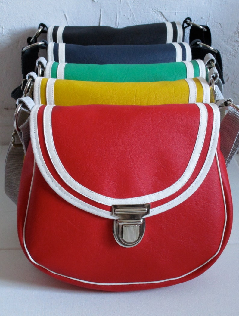 BAG B1 , red/white image 5