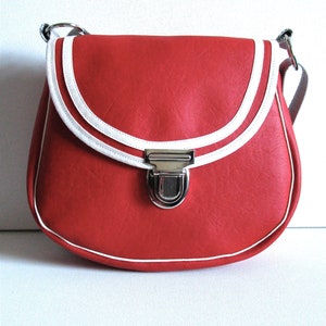 BAG B1 , red/white image 2