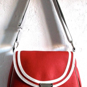 BAG B1 , red/white image 4