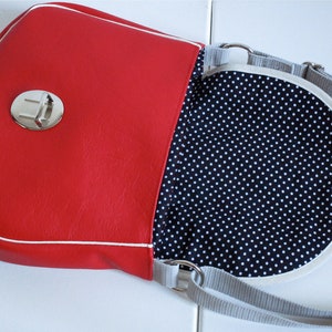 BAG B1 , red/white image 3