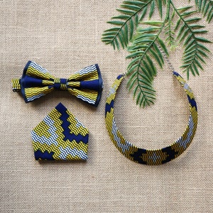 Parure classique, Wax Kente bleu, Ensemble d&#39;amoureux, Bijoux d&#39;amour, Parure wax, collier wax, Noeud papillon wax, Tissu africain