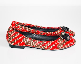 Wax ballerinas / Red batik wax / Women's shoes / Jeweled shoes / red shoes / Wax print shoes / African fabric