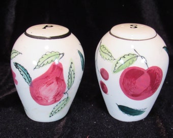 Vintage Salt and Pepper Shakers with Apples, Pears and Cherries