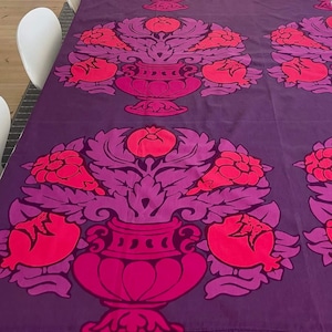 Panel de tela Marimekko vintage: diseño floral Tuhat Yötä, Maija Isola, 1966/2004