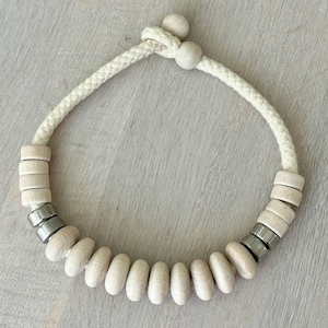Vintage Aarikka Wooden Bead Necklace, Cream Statement Necklace,  Finnish Design Necklace, Vintage Gift for Women, Wood Jewelry from Finland