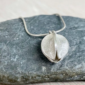 The Brand New Silver Snow Flower 