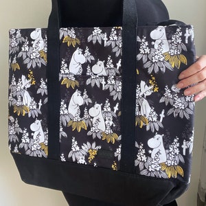 Große Mumin Einkaufstasche mit Mumins, robuste Einkaufstasche mit Reißverschluss, ökologisches Mumingeschenk, Geburtstagsgeschenk für Frauen