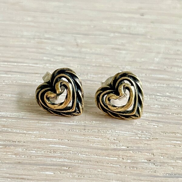 Kalevala Koru Heart Earrings, Heart of The House Bronze earrings in original box, Vintage from Finland,  Gift for Girlfriend