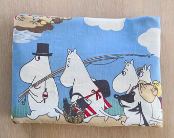 Blue Moomin Duvet cover by Finlayson, Moomintroll, Little My and Snorkmaiden