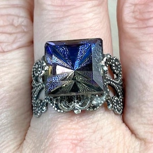 Vintage Adjustable Filigree Ring, Statement Square Purple Glass Crystal Ring, Art Deco Cocktail Jewelry, Iridescent Gothic Ring Gift for her