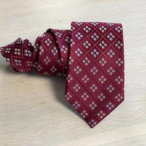 Marja Kurki Burgundy Silk Tie, Geometric Diamond Pattern, Vintage Designer Neck Tie, Classic Men’s Formalwear, Gift for Him