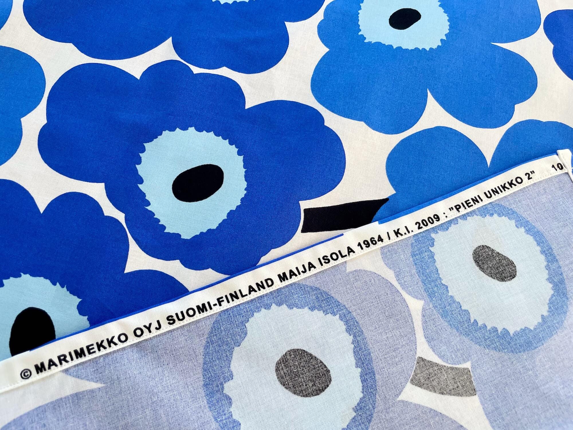 Marimekko Unikko Poppy Tablecloth: Scandinavian Cotton Floral
