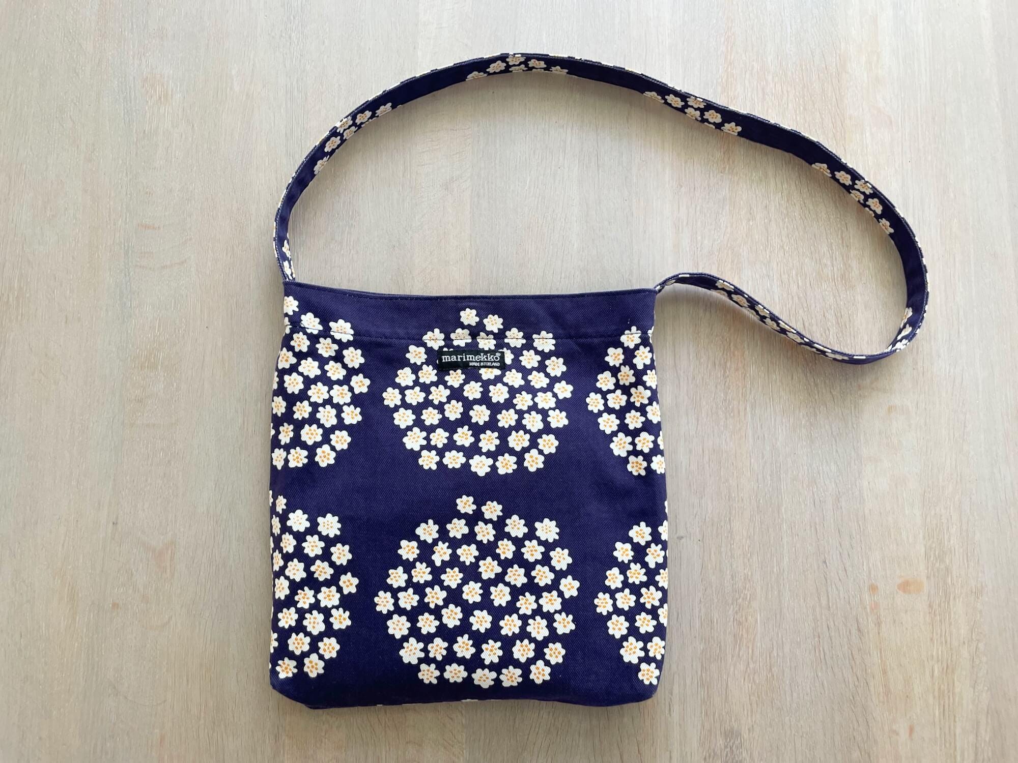 Marimekko Navy multipurposeful Turquoise Green Clover Tote