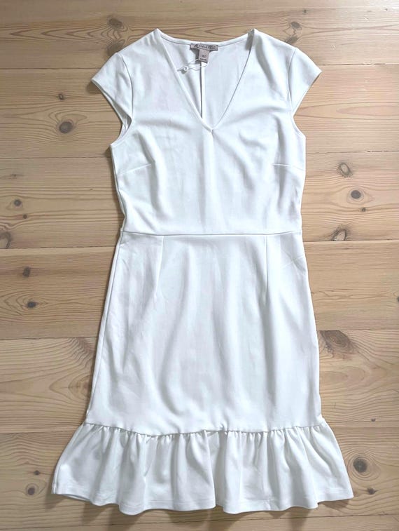 fitted knit midi dress FITTED KNIT MIDI DRESS WITH V-NECK main image 1
