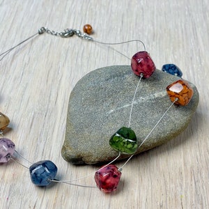 Veelkleurige edelsteenkralenketting, ambachtelijke boho-sieraden, unieke kralenketting, verjaardagscadeau voor haar