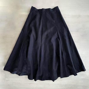 Vintage Wool A-Line Skirt: 80s High-Waisted Midi - Size EU 40