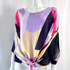 Vintage Seidenbluse, Abstrakter Kunstdruck Übergroße Bluse Made in Italy, Leichtes Boho Top, 80er 90er Jahre Pastell Bluse, Vintage Kleidung
