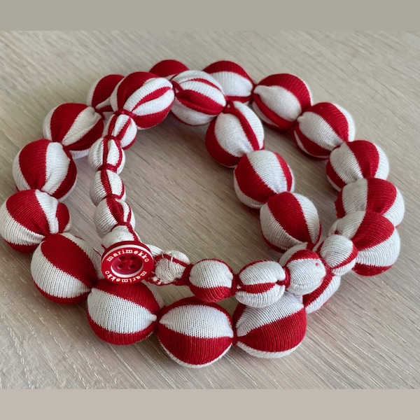 MARIMEKKO Vintage Necklace, Red and White Beaded Necklace, Finnish design Jewelry