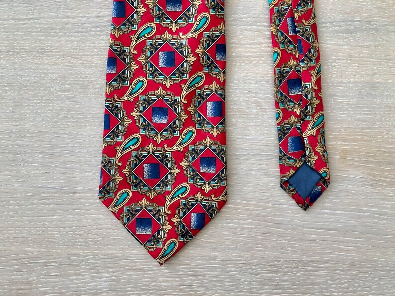Printed Paisley Necktie Red Silk Tie by HR Fashion Gifts for men Mens Vintage Tie