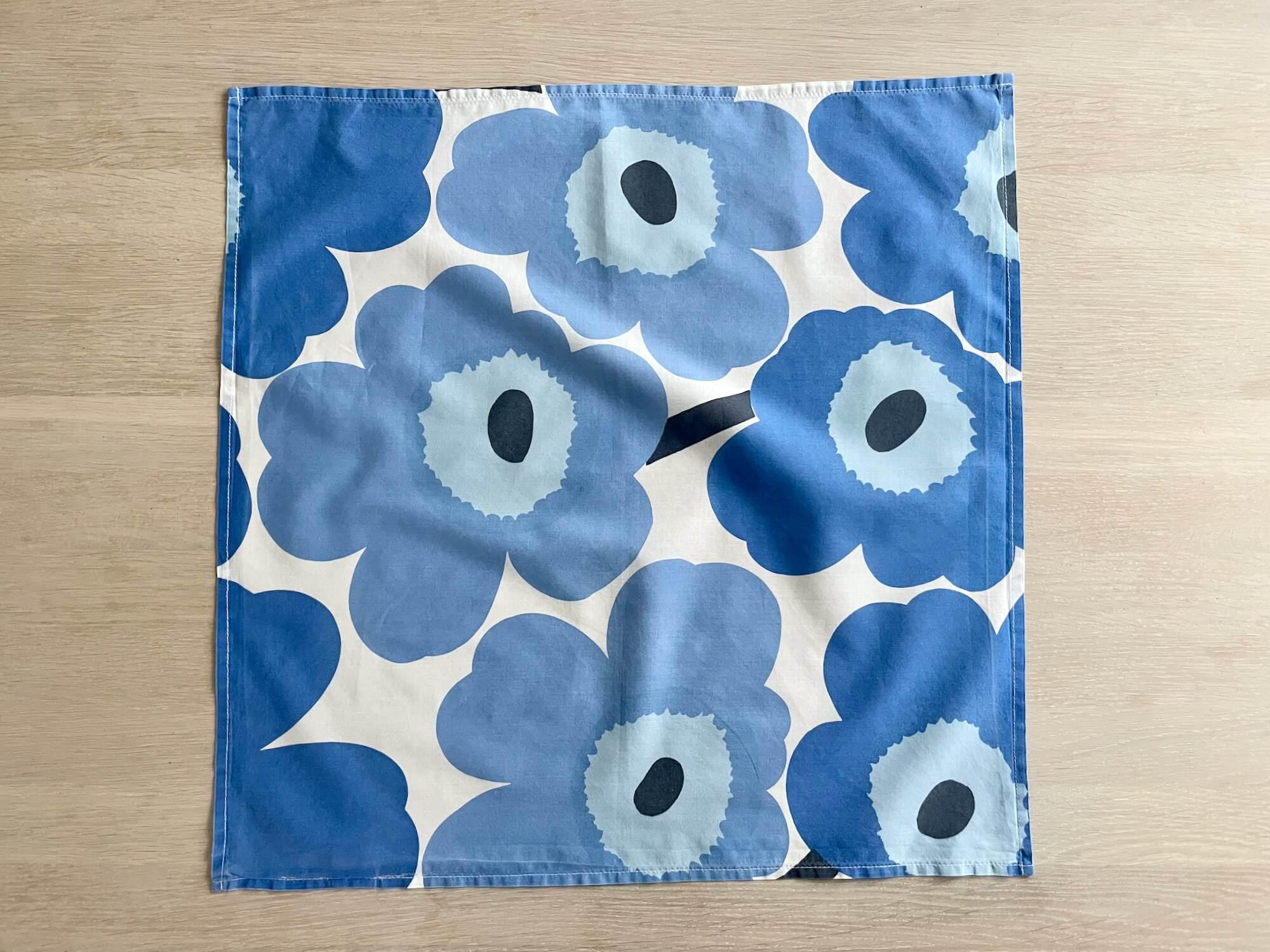 ★★★あおちゃん★★★marimekko UNIKKO スカーフ Vintage Marimekko Unikko Scarf: Blue Floral Cotton Bandana - Etsy