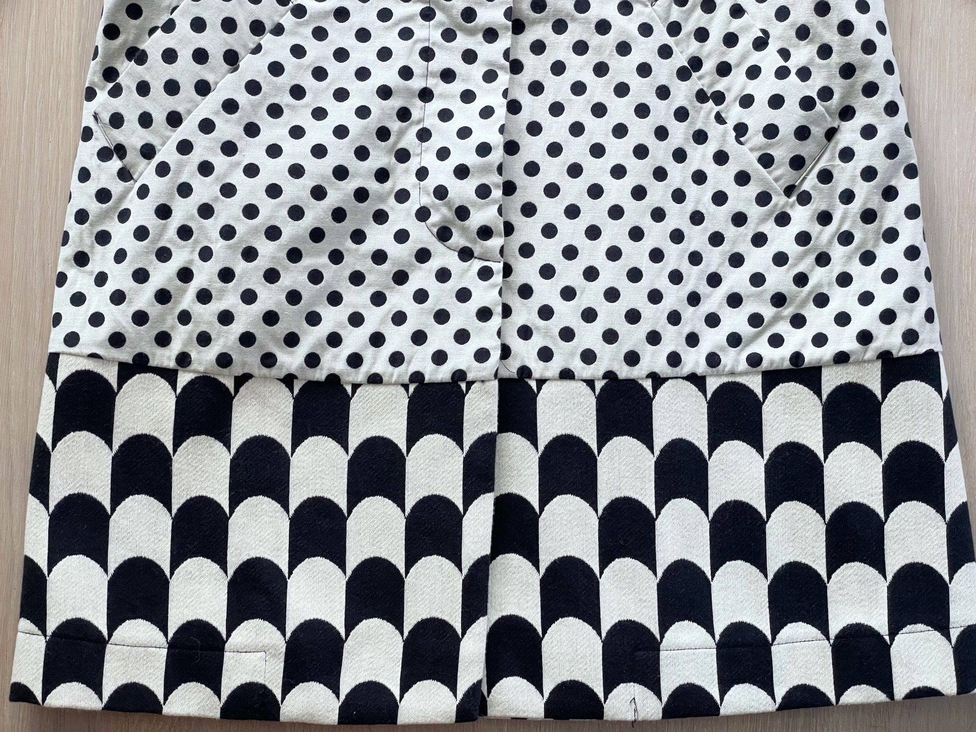 Trench-coat Vintage Desigual Noir Et Blanc à Pois - Taille M, Mi-long, En Coton, Occasion Excellent état