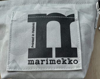 マリメッコ ウニッコ プリント キャンバス クロスボディバッグ 