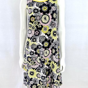 MARIMEKKO Vintage Dress, Flower Print dress with pockets, Floral Tank Dress, Size M Finnish Design