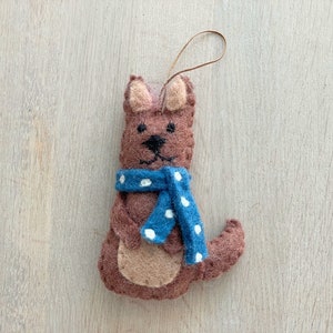Handmade Felt Kangaroo Ornament - Wool Animal Hanging Decor - Cute Aussie Gift - Christmas Tree Decoration