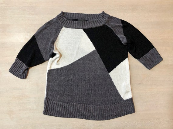 MARIMEKKO White, Black and Grey Knit Top, Geometri